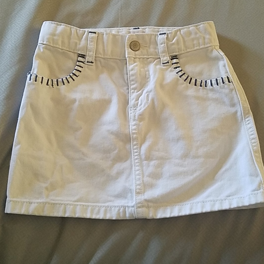 Girls skirt size 5T